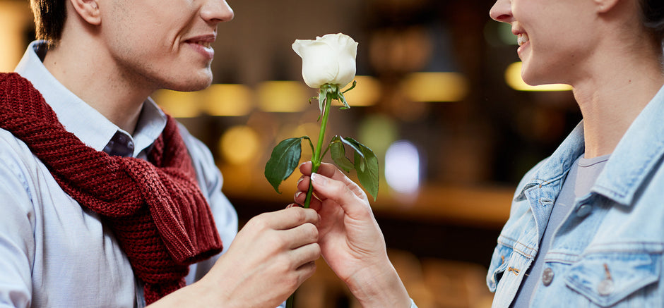 İltifat Kelimeleri ile İlişkinizi Nasıl Güçlendirirsiniz?