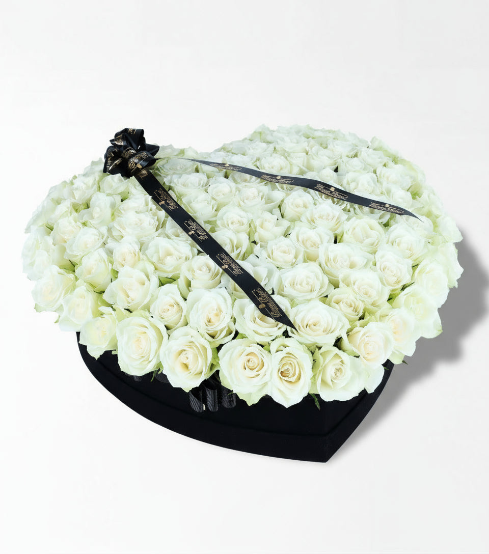 Dev Kalp Kutuda 100 Beyaz Gül