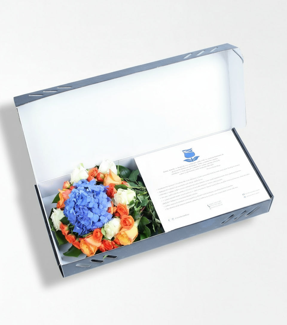 Mila Mavi Ortanca Ve Turuncu Beyaz Güller