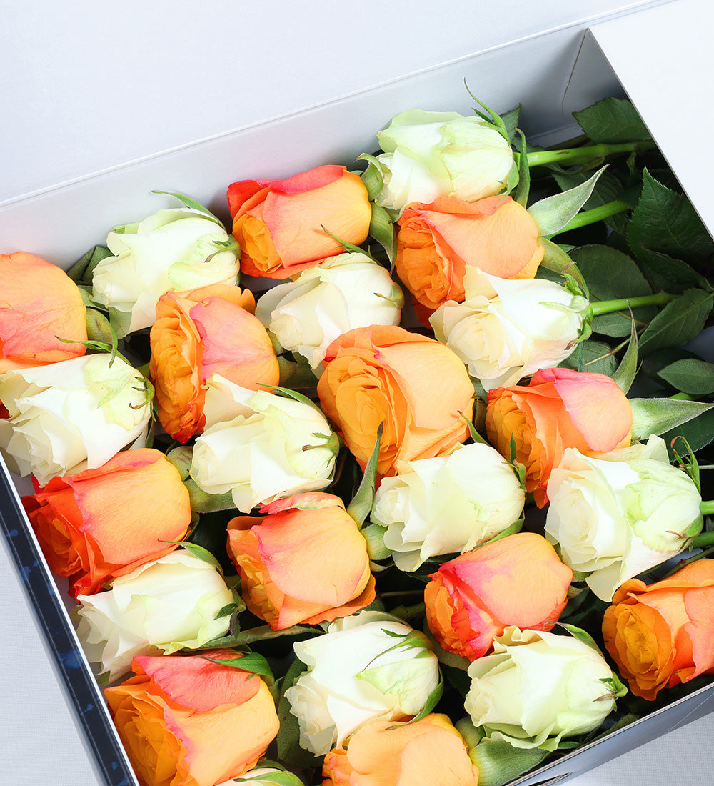 Fotoğraf Baskılı Turuncu Gül ve Beyaz Güller