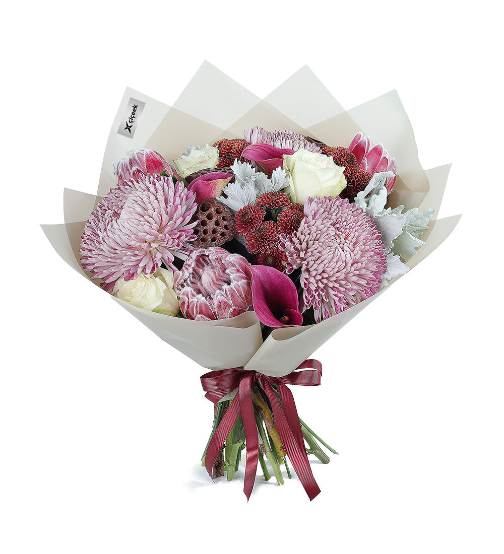 Protea Anastasya Gala Ve Lotus Çiçek Buketi (L)